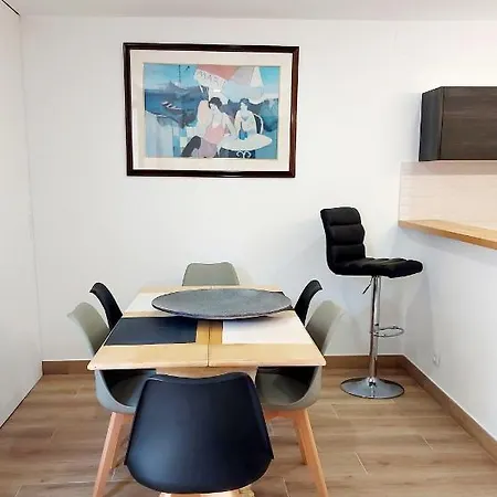 Apartamento Sunny Duplex In Front Of Campello
