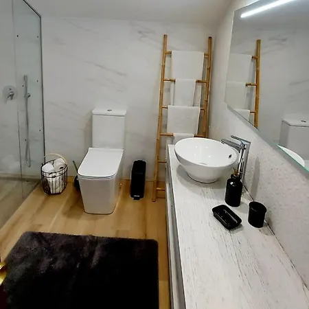 Sunny Duplex In Front Of Campello *