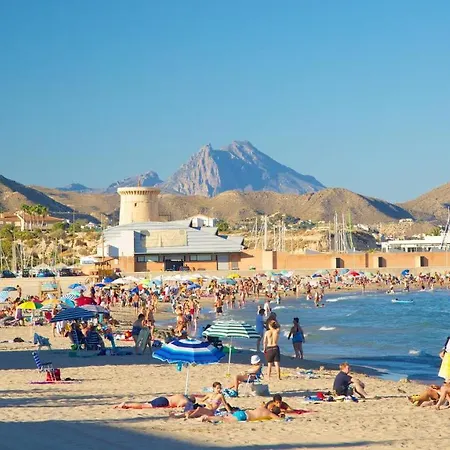 Sunny Duplex In Front Of Campello
